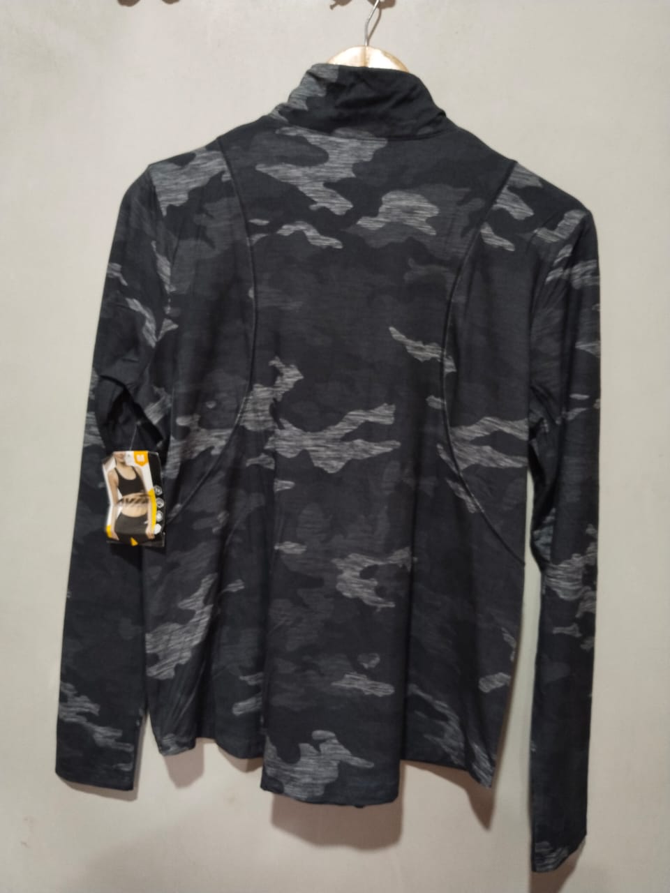 Avia Camo Black/Gray Heather 1/4 Zip Pullover Lightweight Top