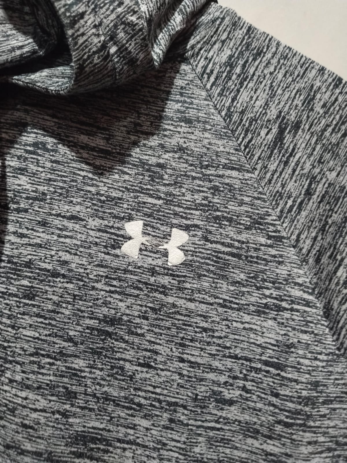 Under Armour Hoodie Womens Gray HeatGear Long Sleeve W-19 /L-25