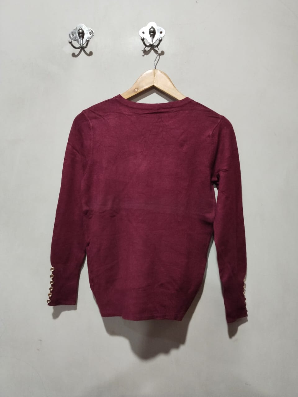 ZENANA OUTFITTERS Burgundy Crewneck Pullover Sweater With Buttons On The Cuffs