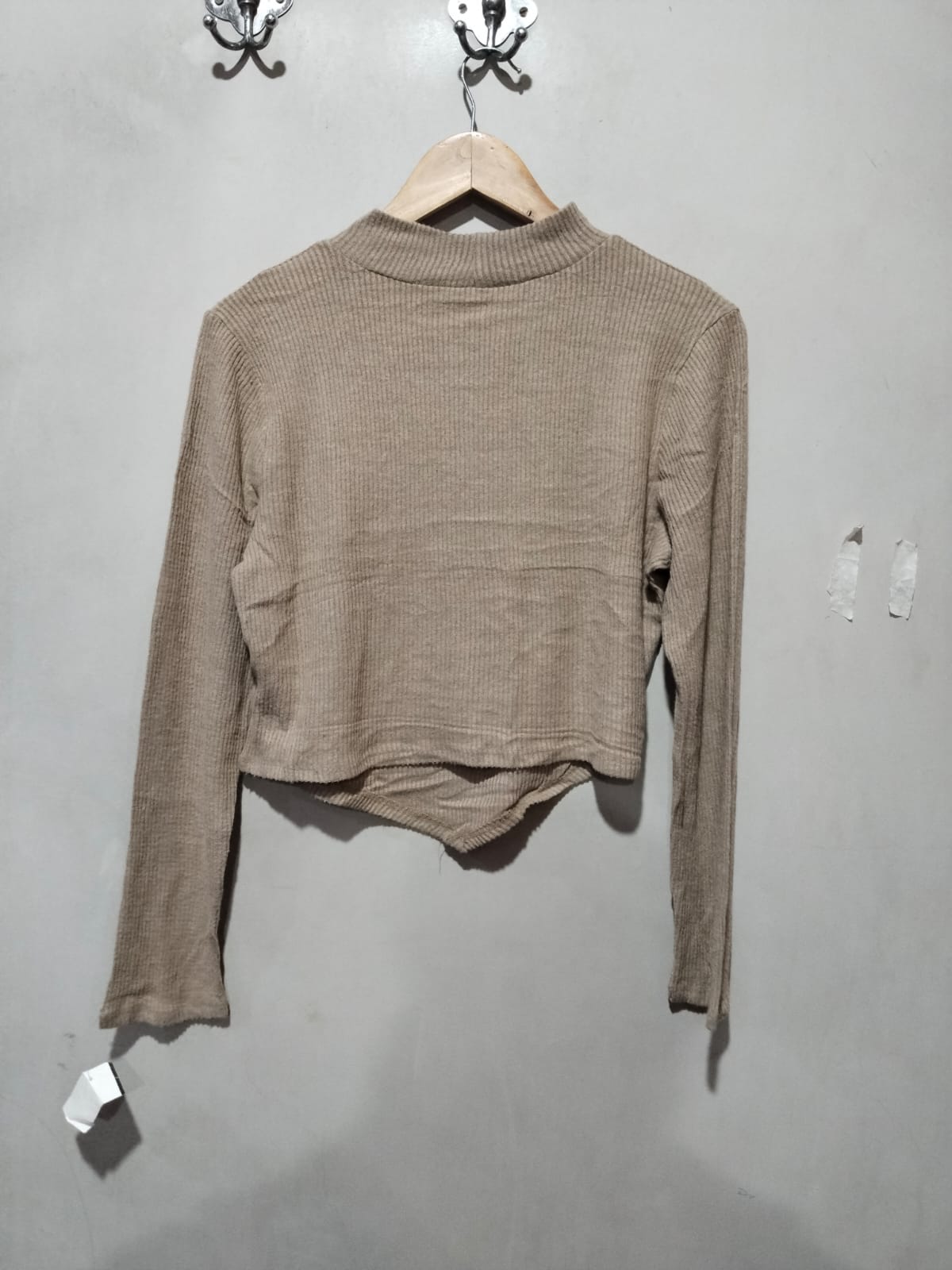 PEACHY SUNSET Women's Cutout Long Sleeve Knitted Ribbed Pullover