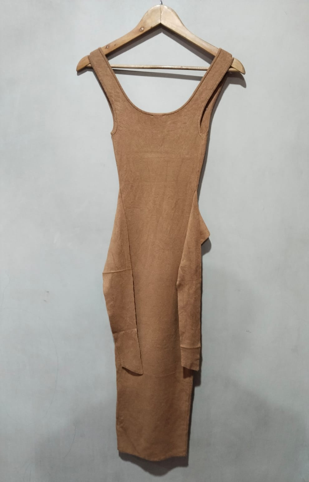 JEANNIE MAI I.N.C|S|BUST 10.5 STRECHABLE|Ribbed Knit Tie Waist Midi Dress