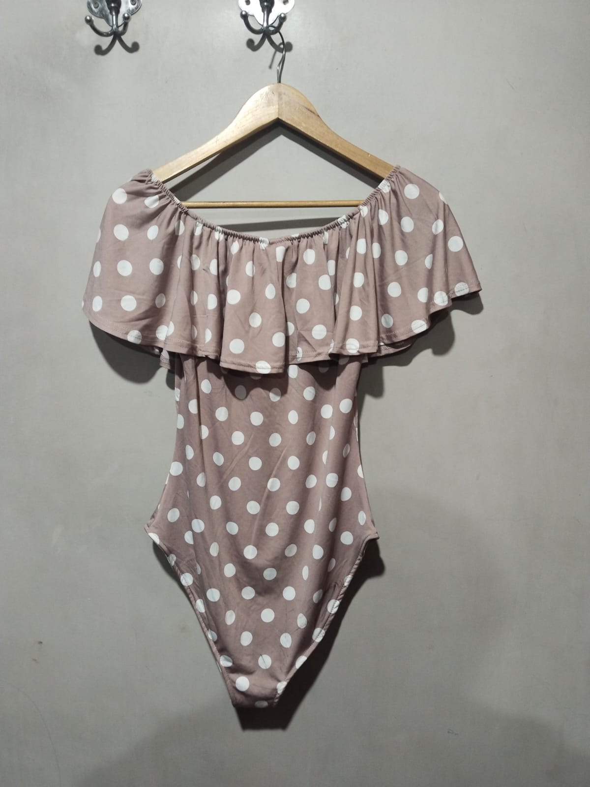 MASSUMI|M|BUST 15|Off The Shoulder Polka Dot Bodysuit