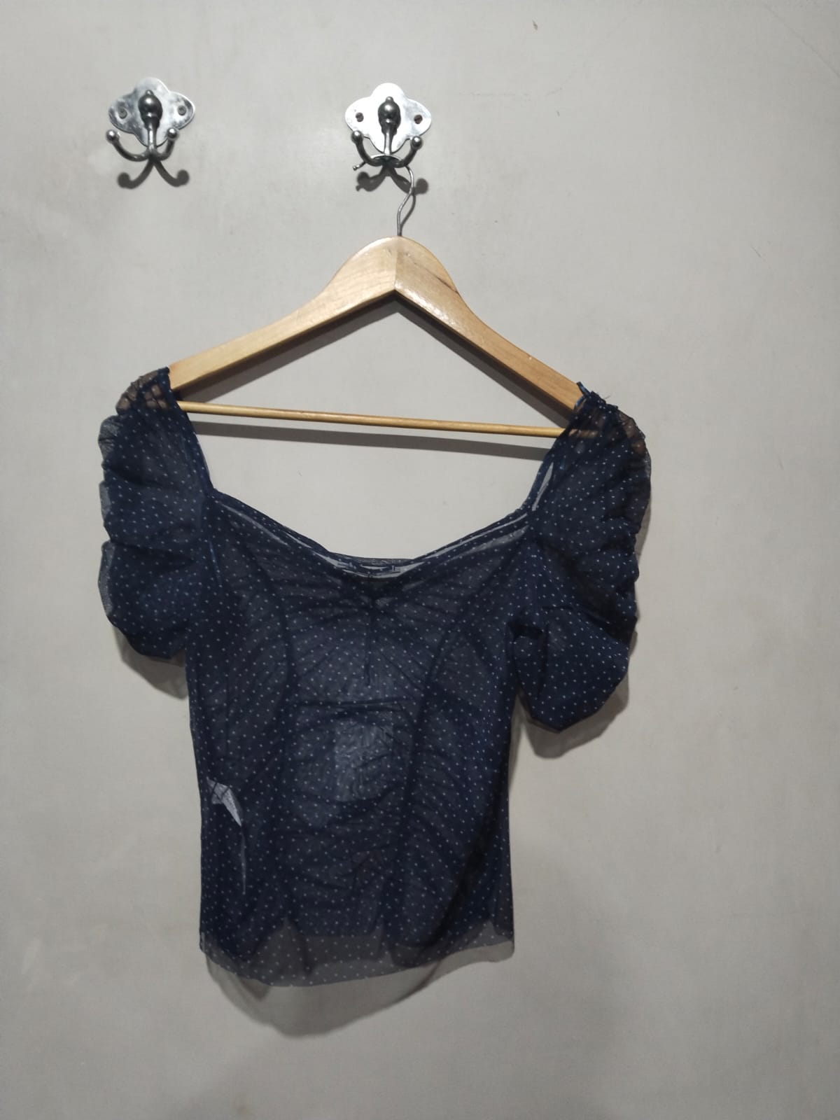 ZARA|S|BUST 15|Cropped Black Polka Dot Mesh Top