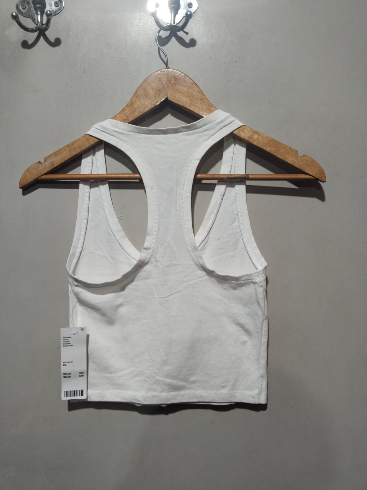 OUT FROM UNDER|XS|BUST 11.5|White Ribbed Cropped Tank Top