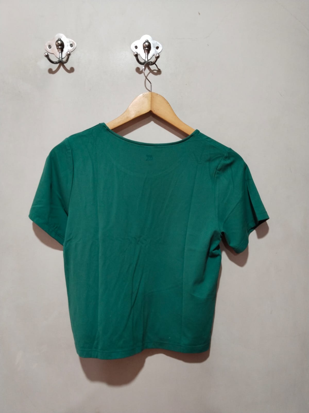 ALL IN MOTION|L|BUST 17.5|The Hightech Tapered T in Green