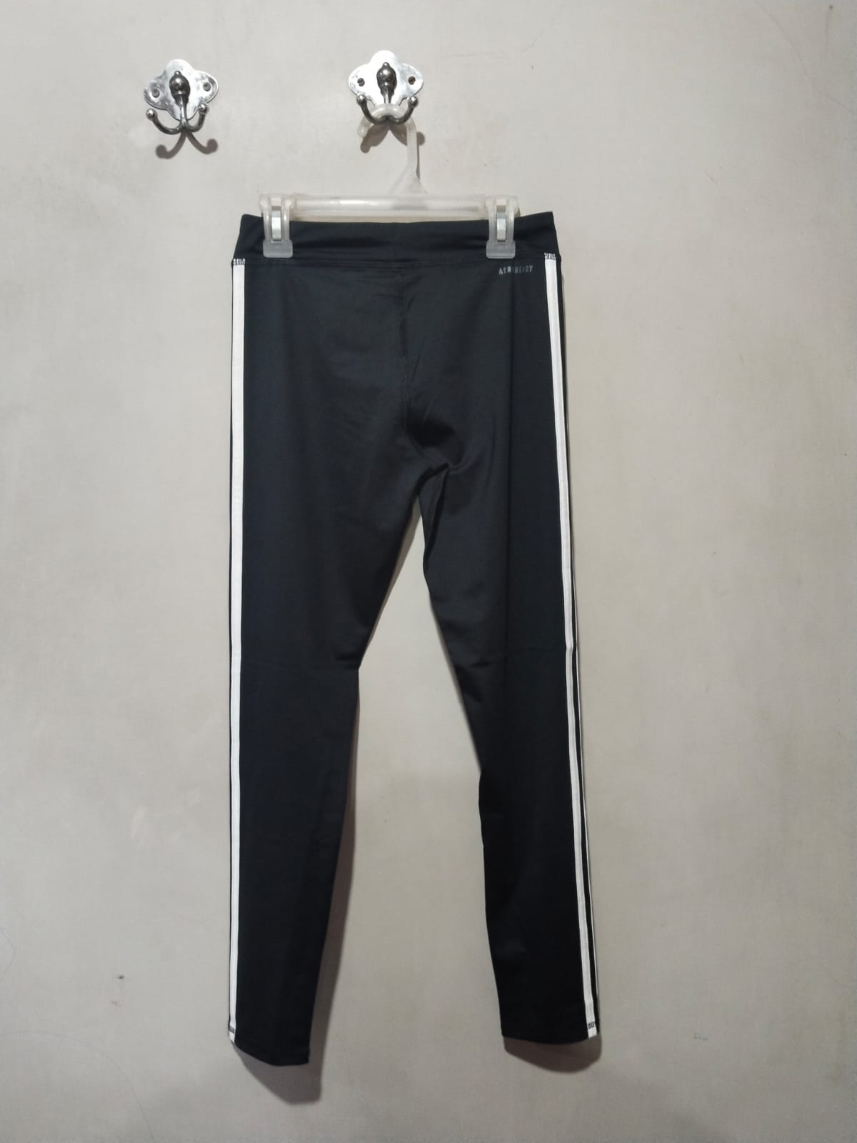 ADIDAS|XS|WAIST 24| Women's Essentials 3-Stripes Leggings