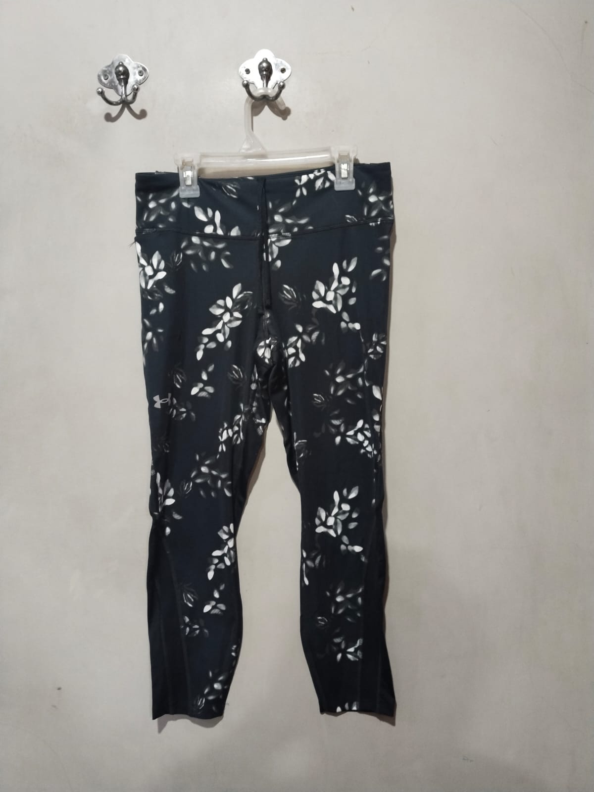 UNDER ARMOUR|L|WAIST 30|Women's Mileage Ankle Tights