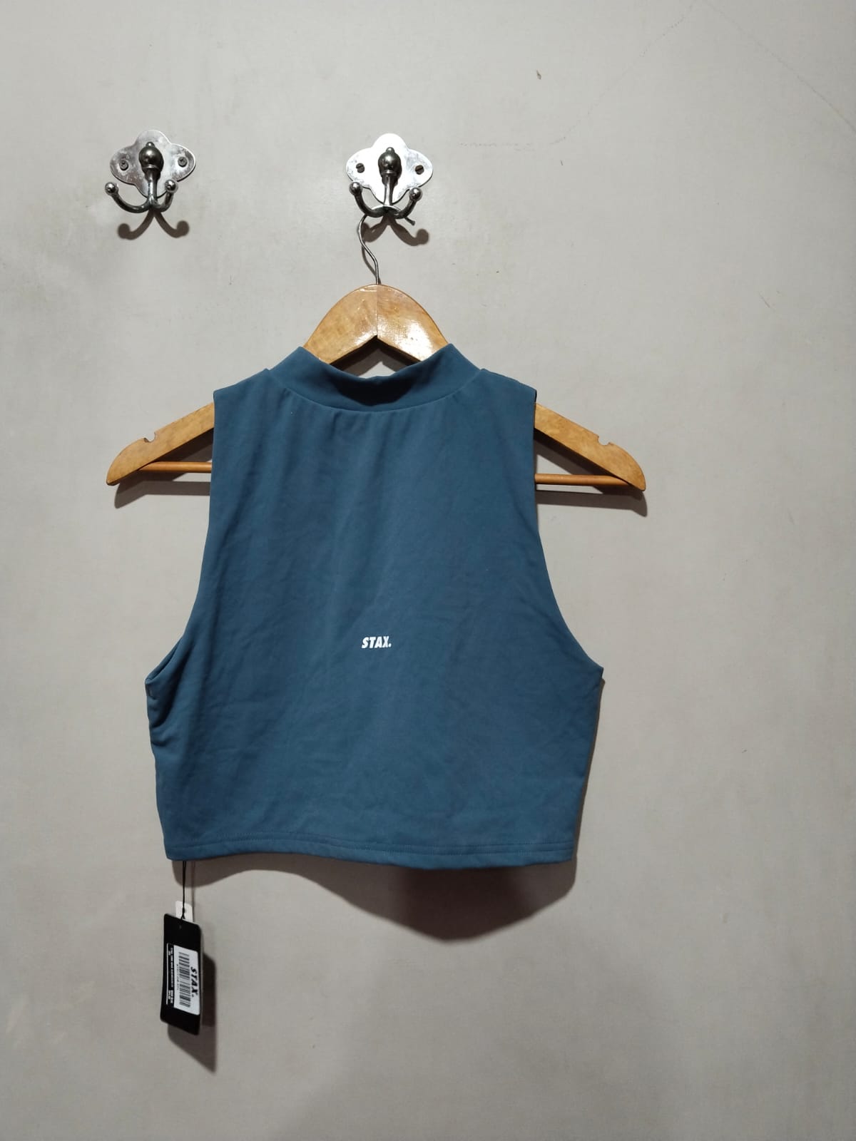 STAX|XL|BUST 16|Base Sleeveless Zip Tank