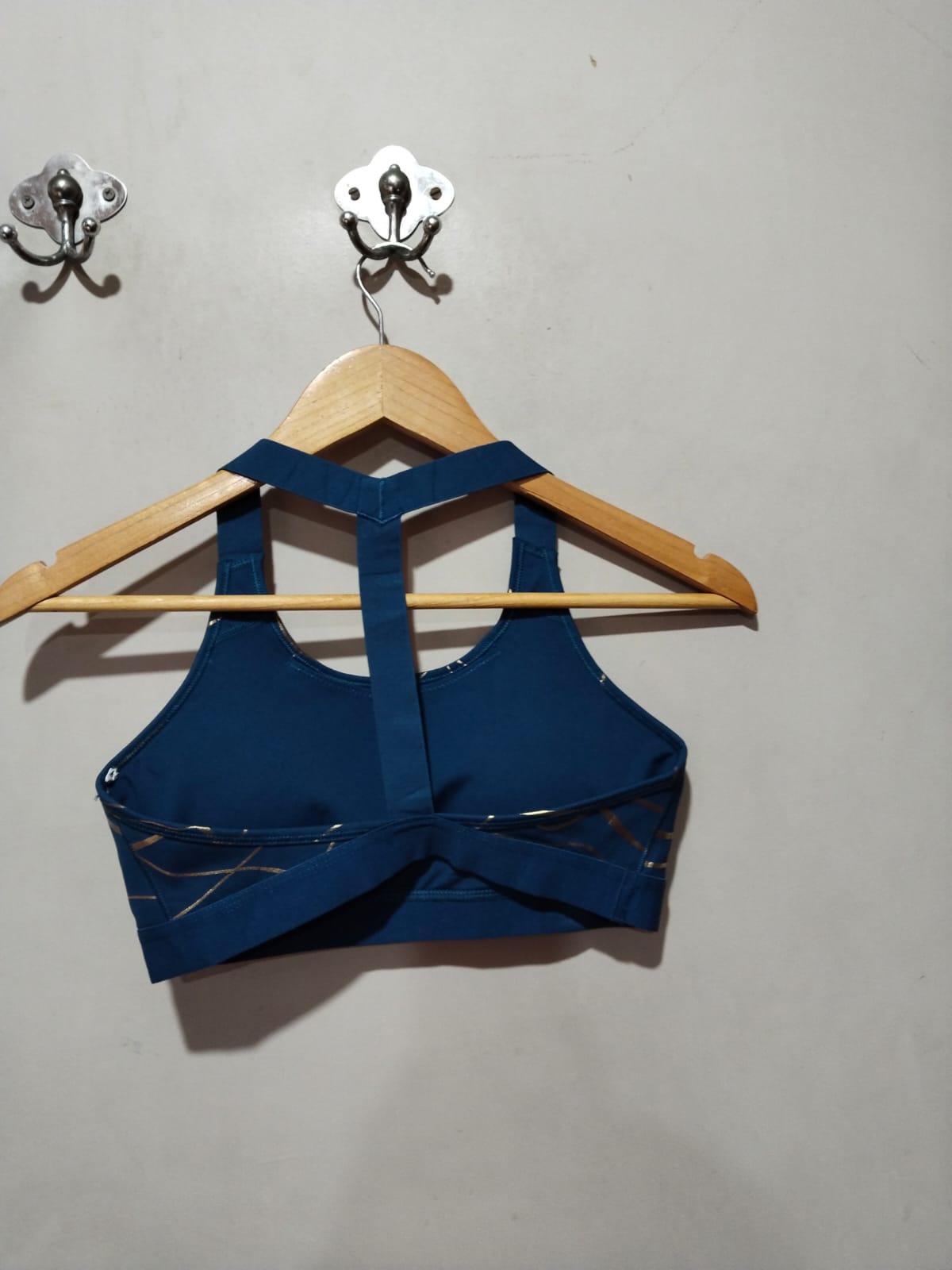 NIKE DRIFIT|M|BUST 13| Swoosh Icon Clash Sports Bra