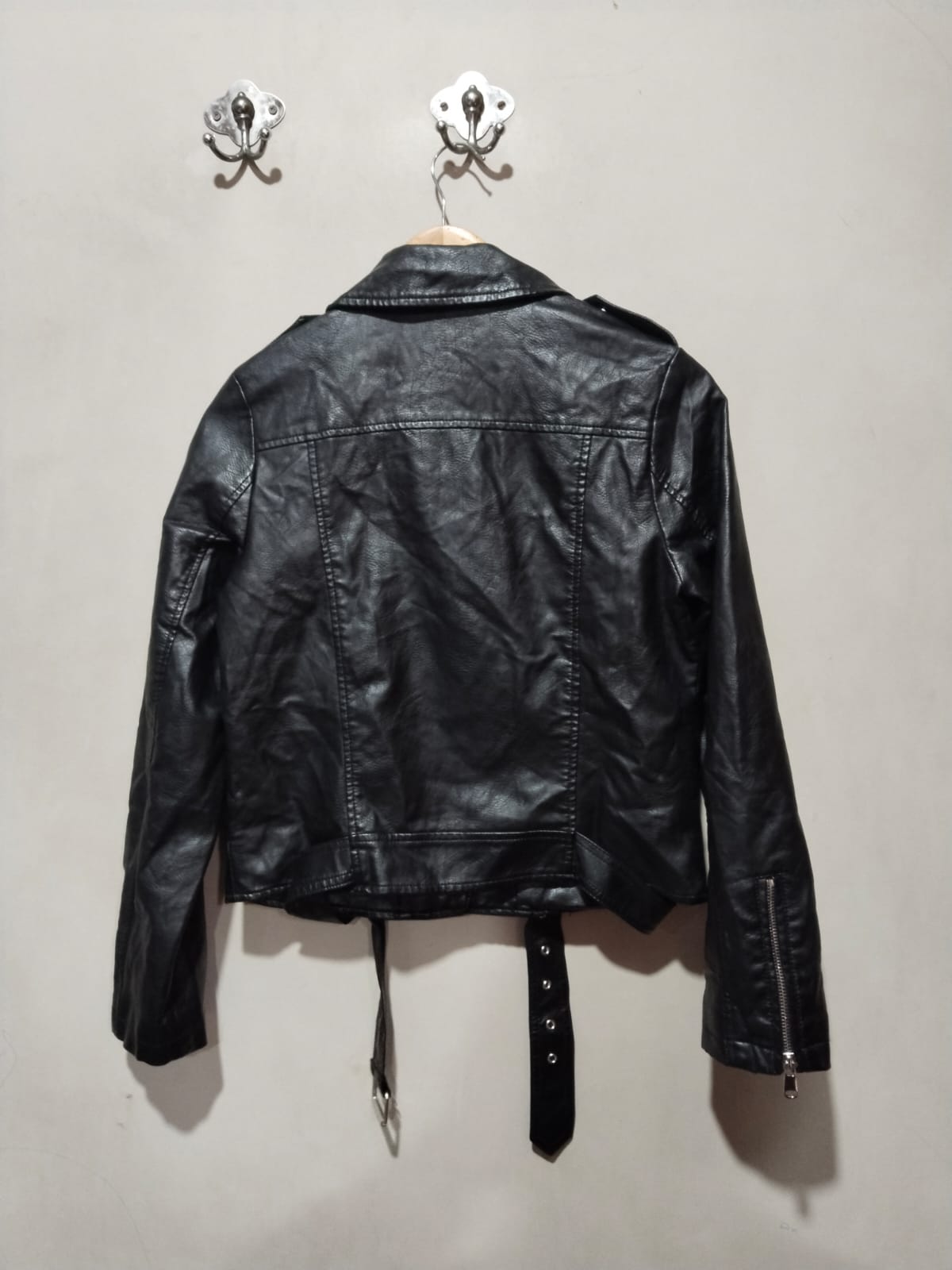 NEW LOOK|XS/S|BUST 18|BLACK FAUX LEATHER BIKER JACKET