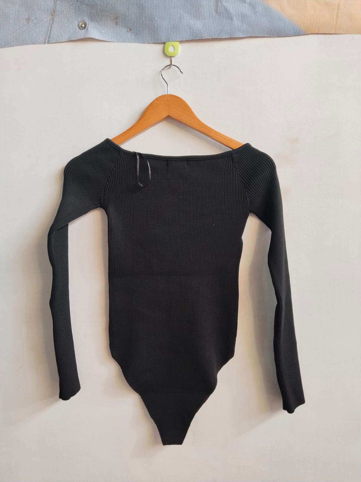 PRIMARK|S|BUST 12.5|BLACK RIBBED OFF-THE-SHOULDER LONG SLEEVE BODYSUIT