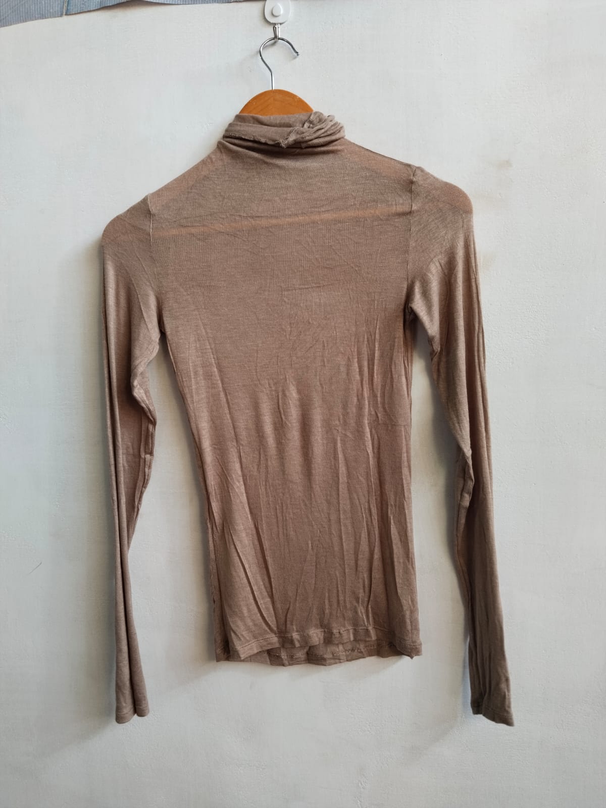 ZARA|M|BUST 13|LIGHT BROWN RUCHED TURTLENECK TOP