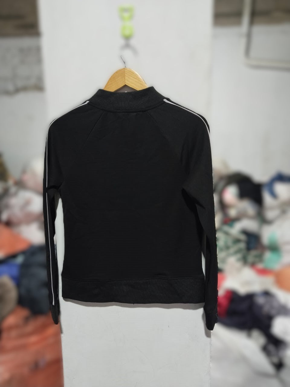 NEWW LOOK |XS/S|BUST 16| BLACK ZIP-UP TRACK JACKET WITH WHITE SLEEVE STRIPES