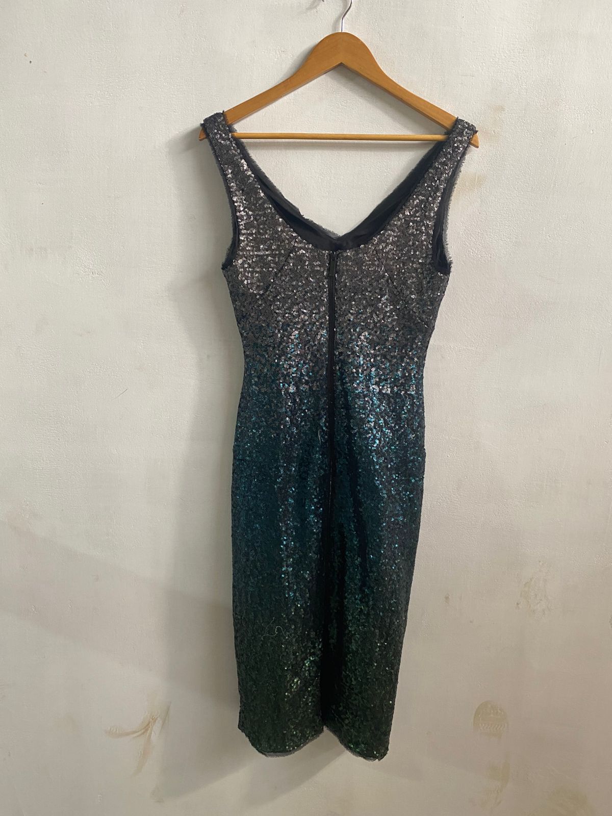 RACHEL ROY|M|BUST 16|OMBRÉ SEQUIN SHEATH DRESS