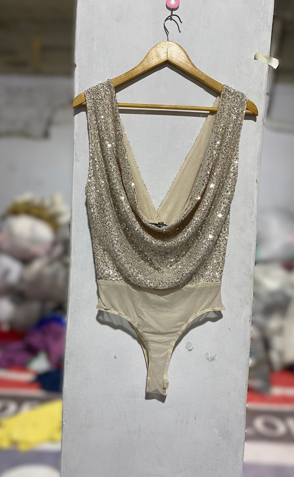 LULUS|S|BUST 15|Sequin Bodysuit