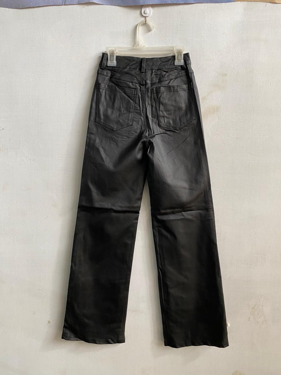 Black Faux Leather Seam Knee Straight Leg Pants|XS|WAIST 22