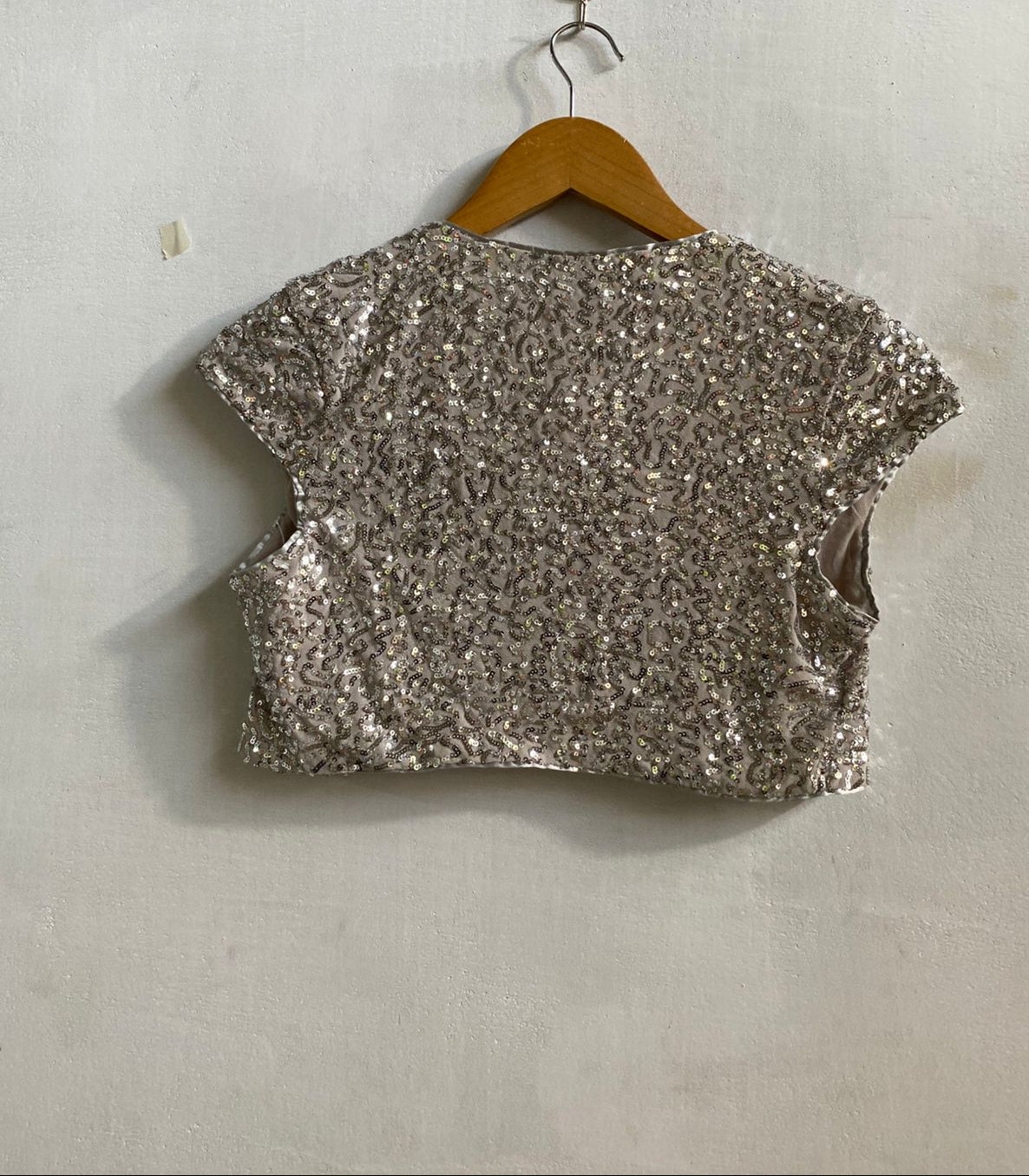 EXPRESS|S|BUST 15|CHAMPAGNE SEQUIN SHORT SLEEVE BOLERO