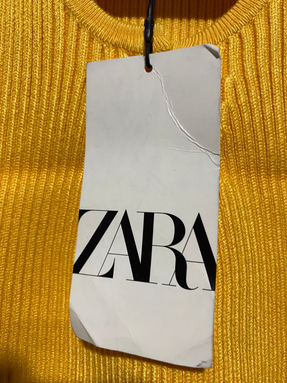 ZARA |S|BUST 11|YELLOW KNIT CROP TOP