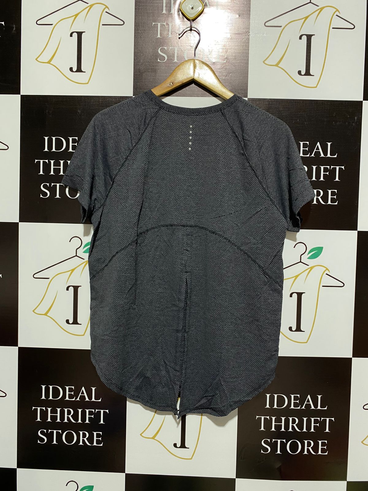 ATHLETIC WORKS|L|BUST 20|WOMEN'S ACTIVE DRAWSTRING TIE BACK SHORT SLEEVE T-SHIRT