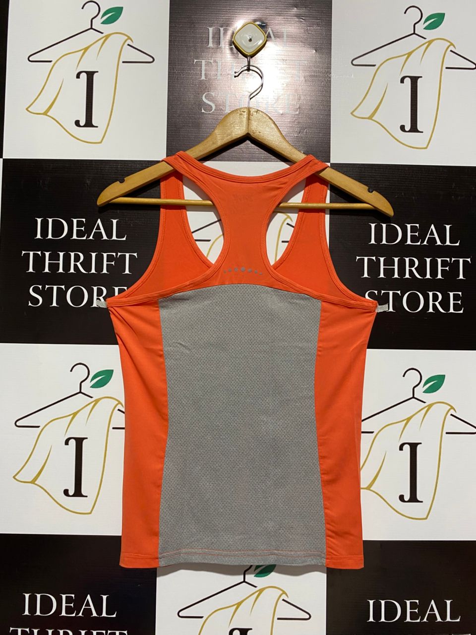 CRIVIT SPORTS|S/M|BUST 16| SIGNATURE TANK