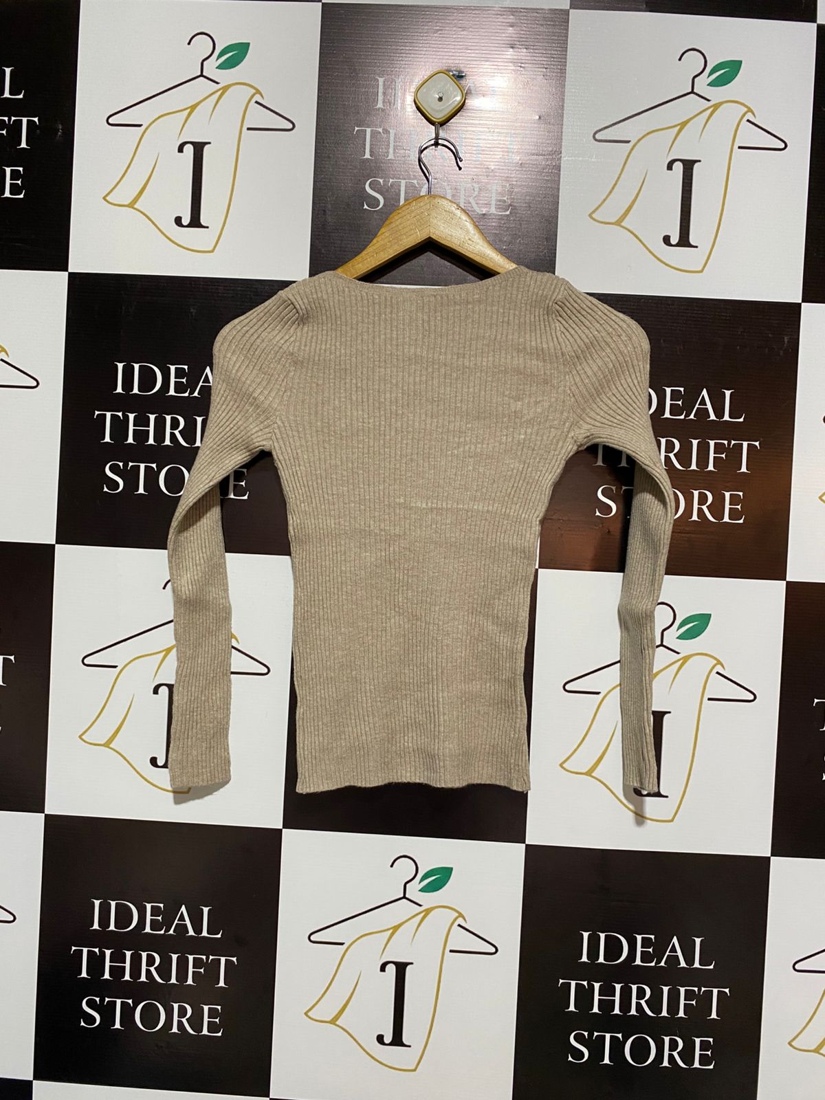 SHEIN |XS| BUST 13| Fitted Ribbed Knit Long-Sleeve Top in a Warm Beige/Taupe