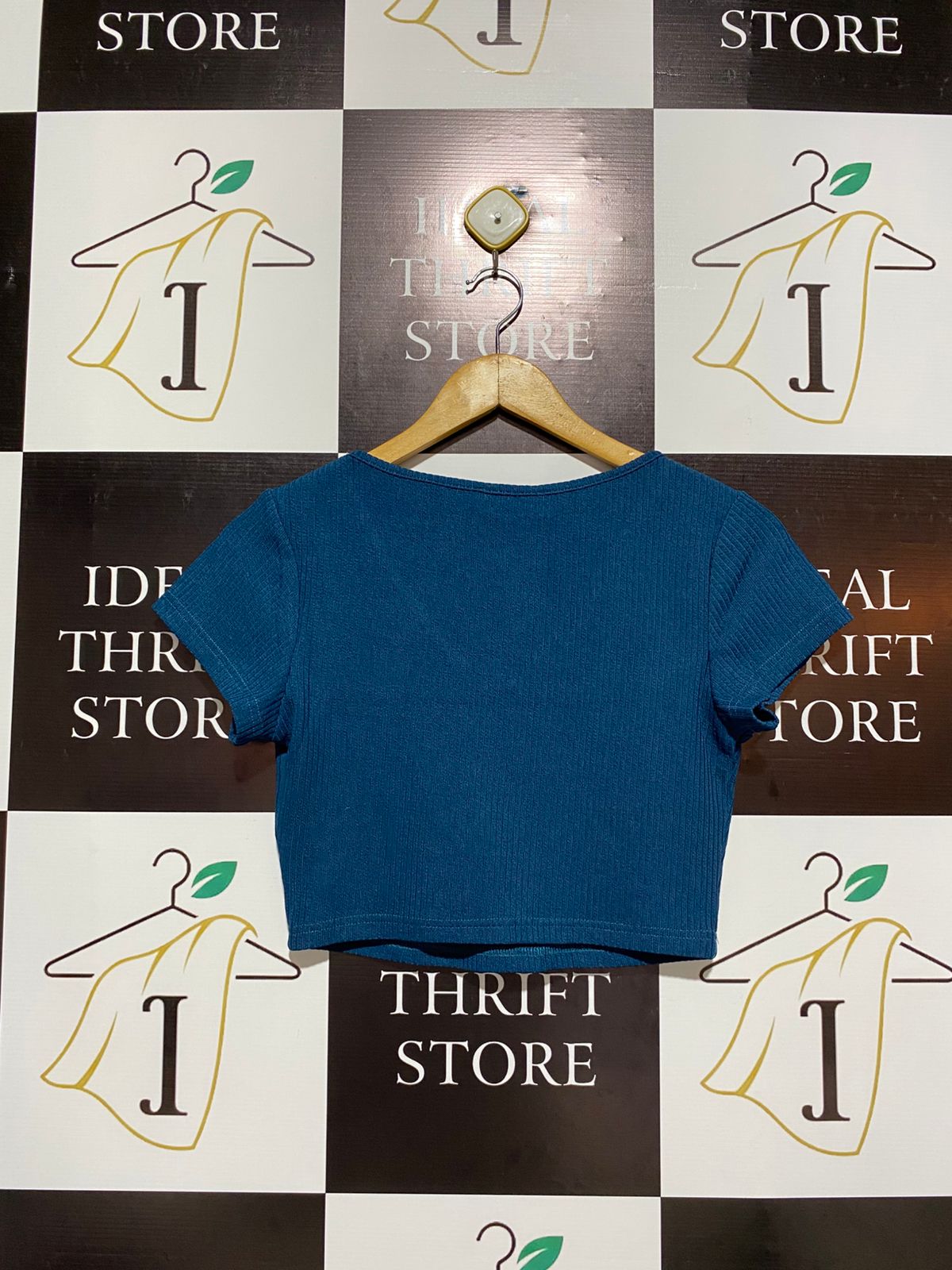CIDER |M| BUST 16| Teal Ribbed V-Neck Crop Top