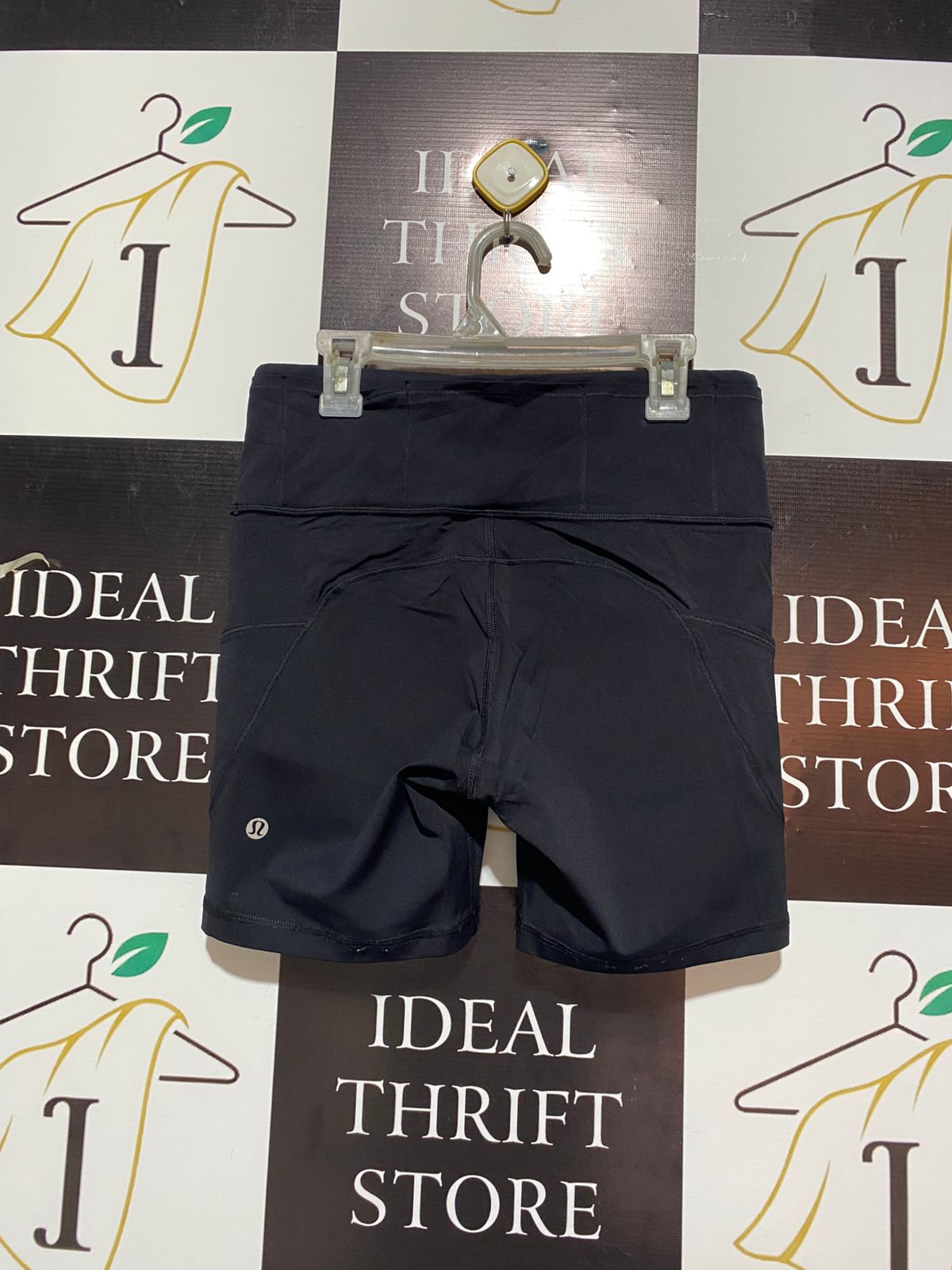 LULULEMON |M| WAIST 26| Black High-Waisted Athletic Shorts