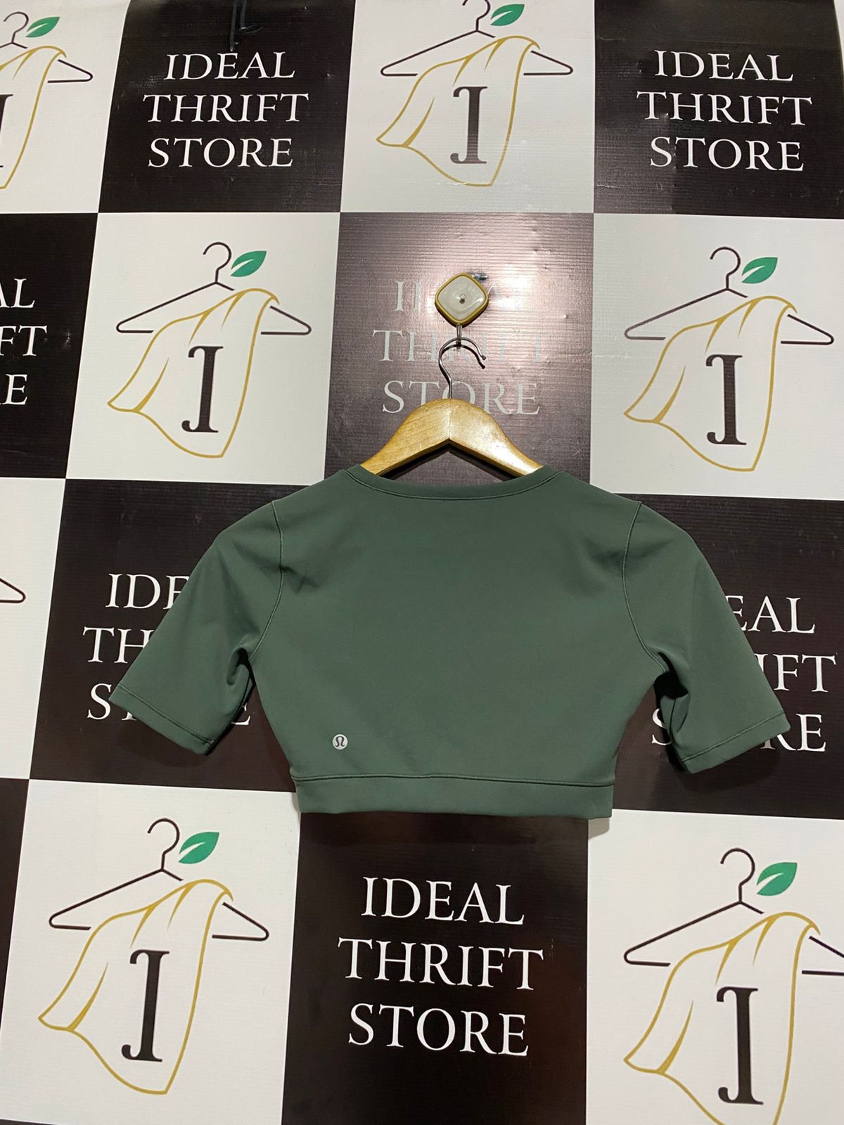 LULULEMON |S| BUST 15| Women's Seamless Olive Green Crop Top