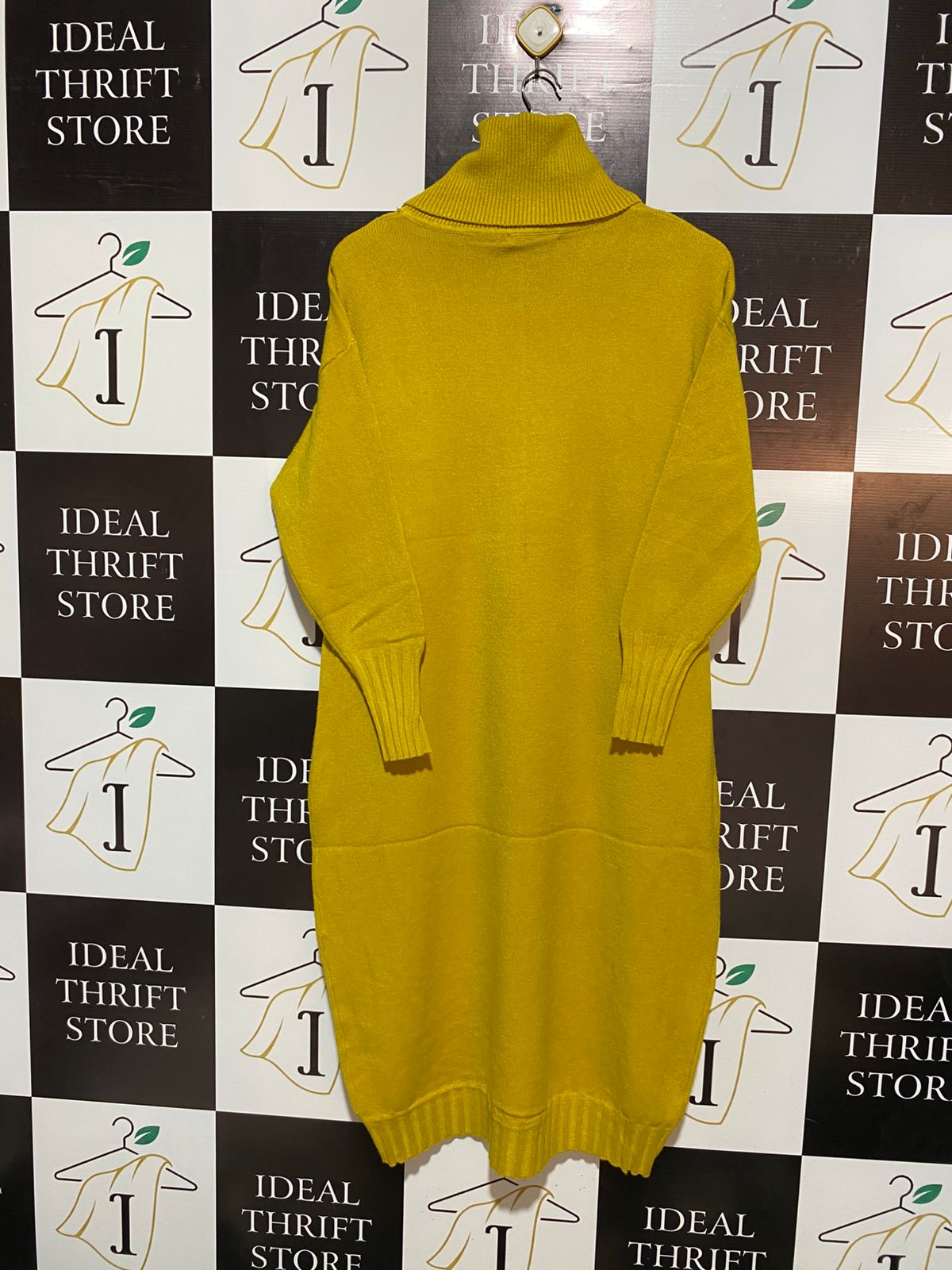 SAMBARA |XL| Oversized, Mustard Yellow Turtleneck Sweater