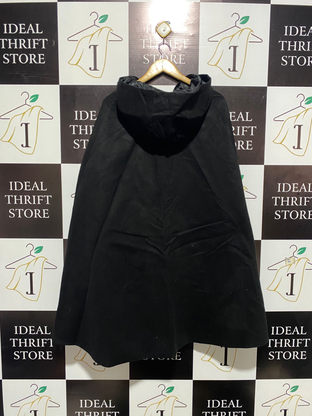 BEAUTEL ICATE |XL| BUST 25| Hooded Wool Cape or Poncho Coat With Neck Buttons