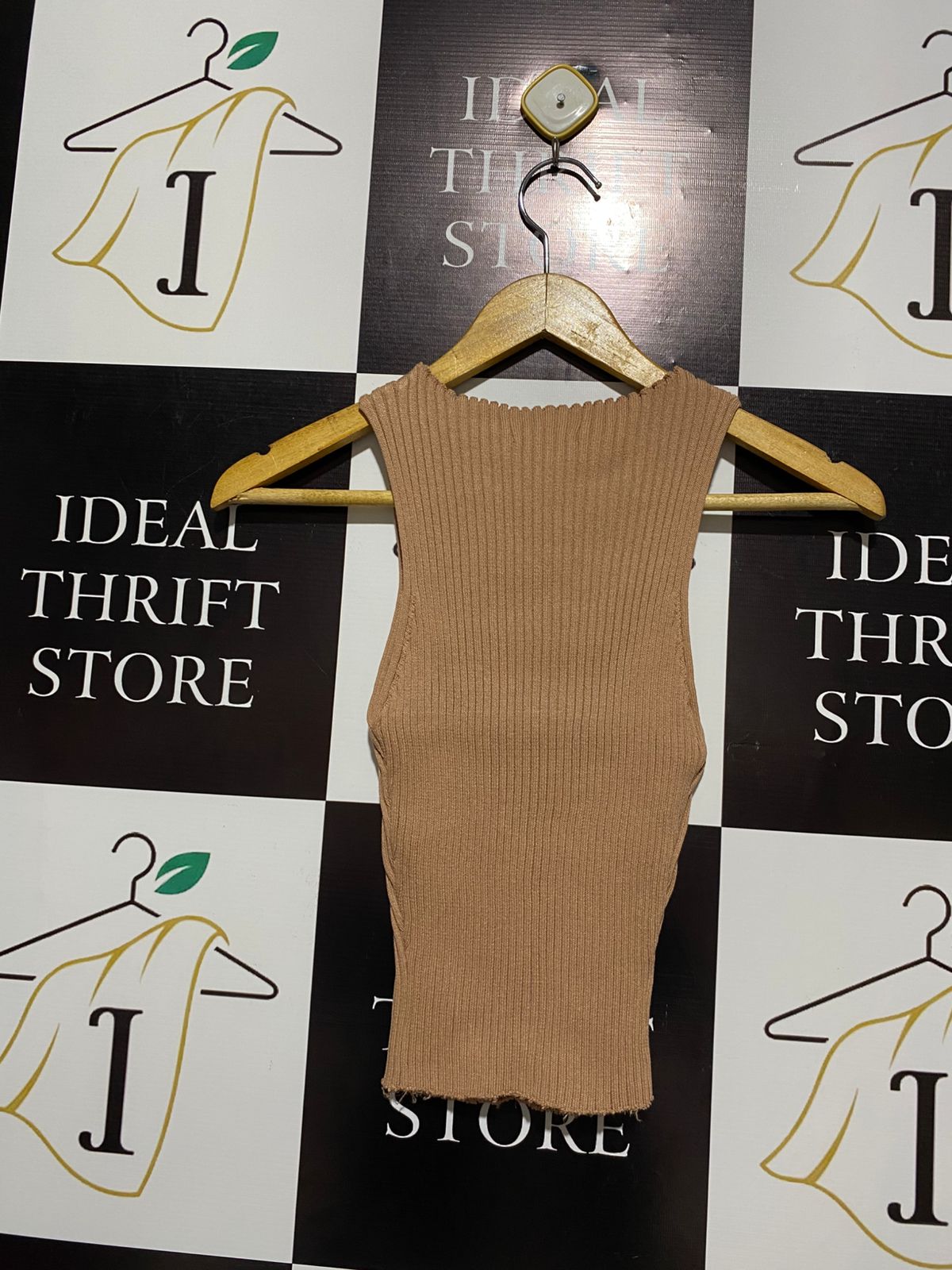 WHITE CLOSET |M| BUST 9| Taupe or Beige Ribbed Mock-Neck Sleeveless Top