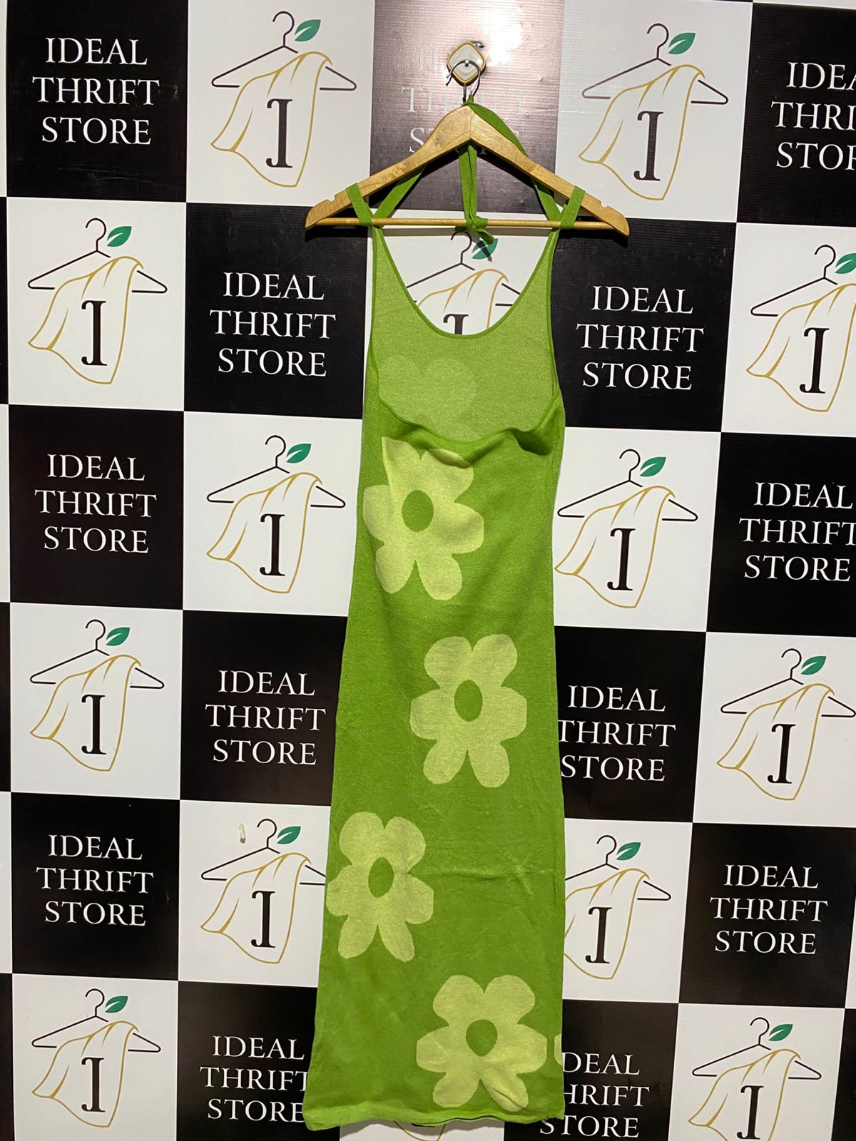 DAZIE |M| BUST 13| GARDEN PARTY" HALTER MIDI DRESS