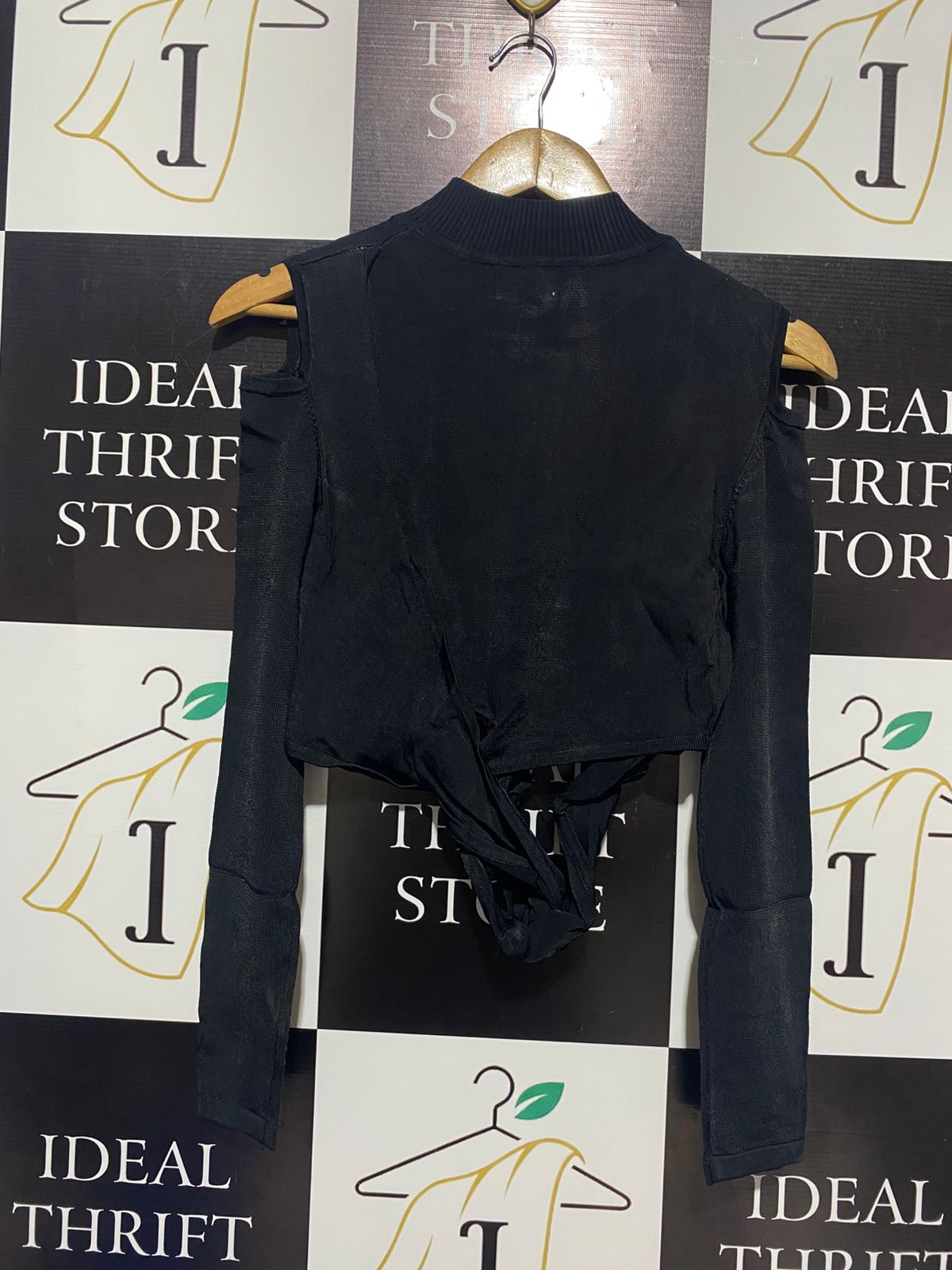 SEED |S| BUST 15| C1| HERITAGE BLACK COLD-SHOULDER TOP