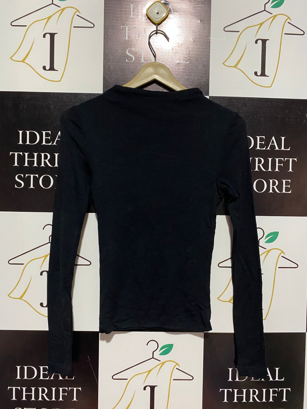 KOOKAI |S| BUST 13| BLACK CUT-OUT MOCK NECK TOP