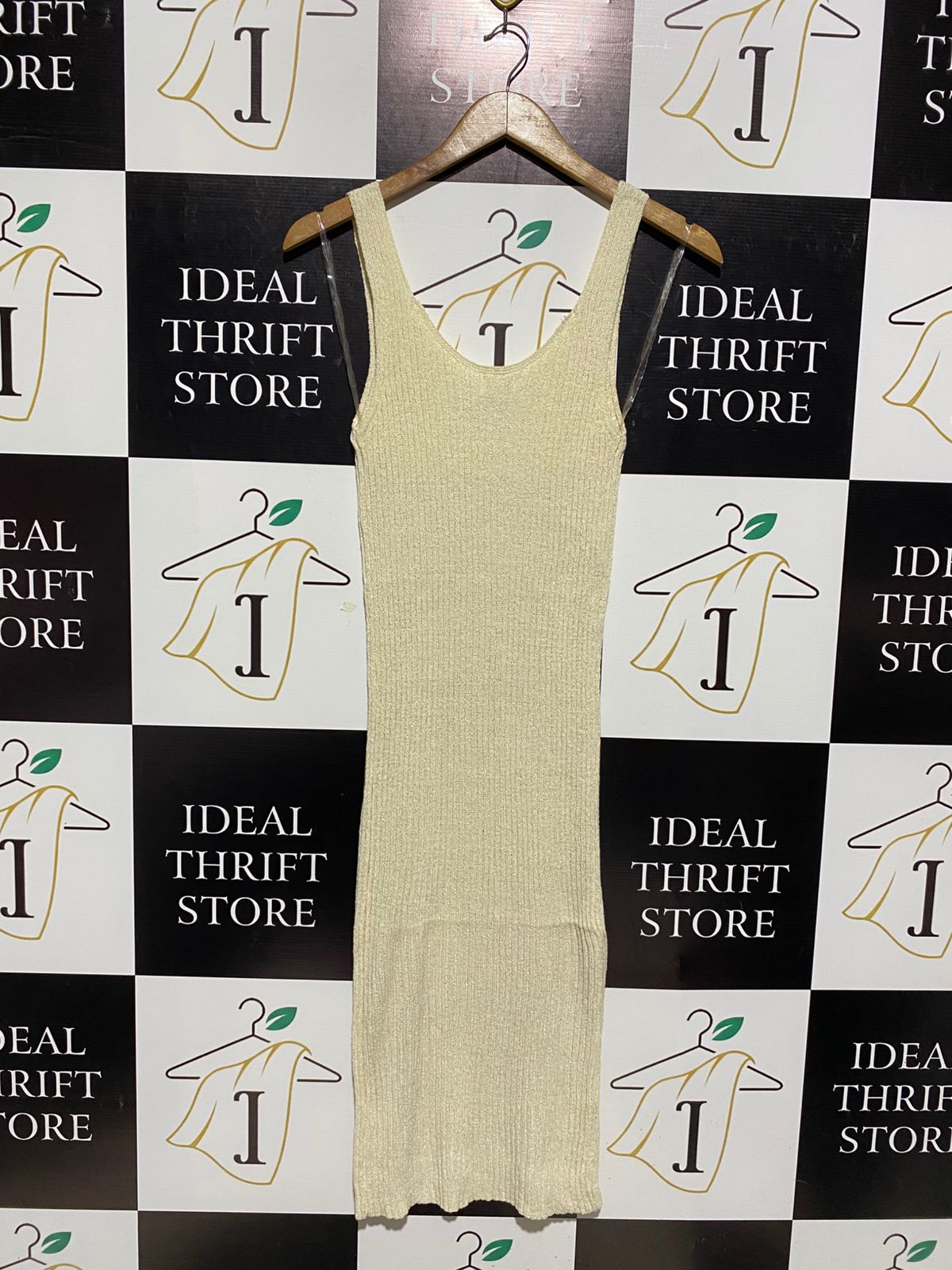 COTTON ON |S| BUST 11| CREAM RIBBED V-NECK SLEEVELESS MAXI DRESS