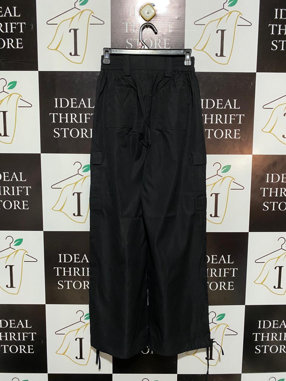 VALLEY GIRL |S| WAIST 25| BLACK MULTI-POCKET CARGO PANTS