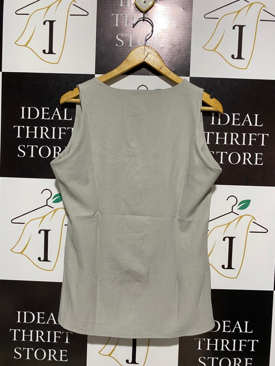 BUTTON SPLIT SLEEVELESS VEST - TAUPE GREY |M| BUST 19|