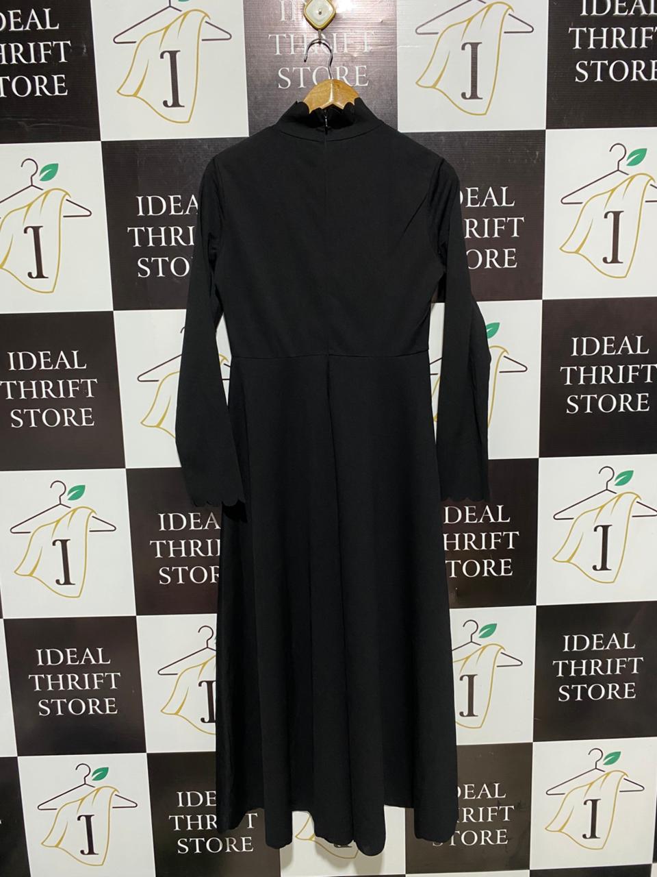 SHEIN |L| BUST 17| BLACK HIGH-NECK FLARED MAXI DRESS