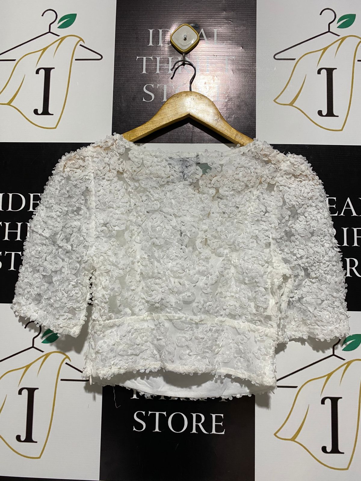 NEW LOOK |S| BUST 14|B12| IVORY CHANTILLY LACE PEPLUM TOP