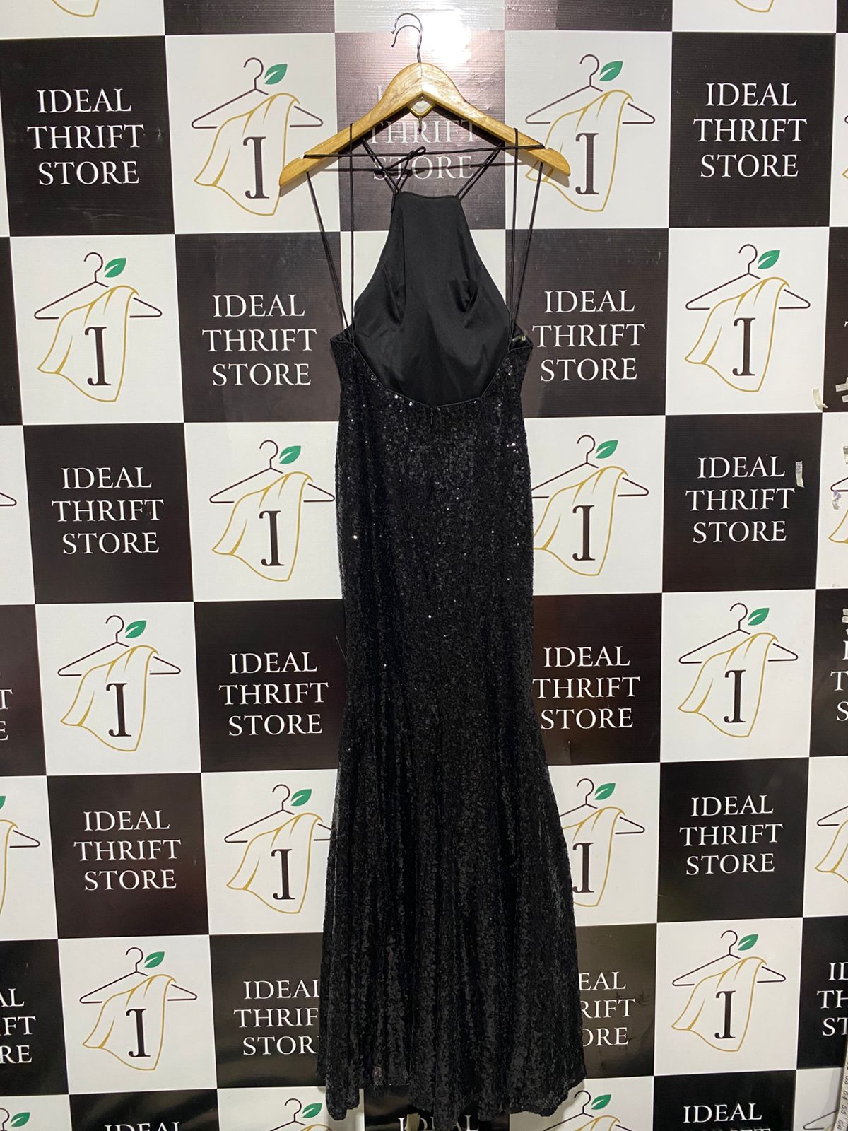 MISS ANNE |S| BUST 15| STUNNING BLACK HALTER-NECK SEQUIN MAXI GOWN WITH OPEN BACK