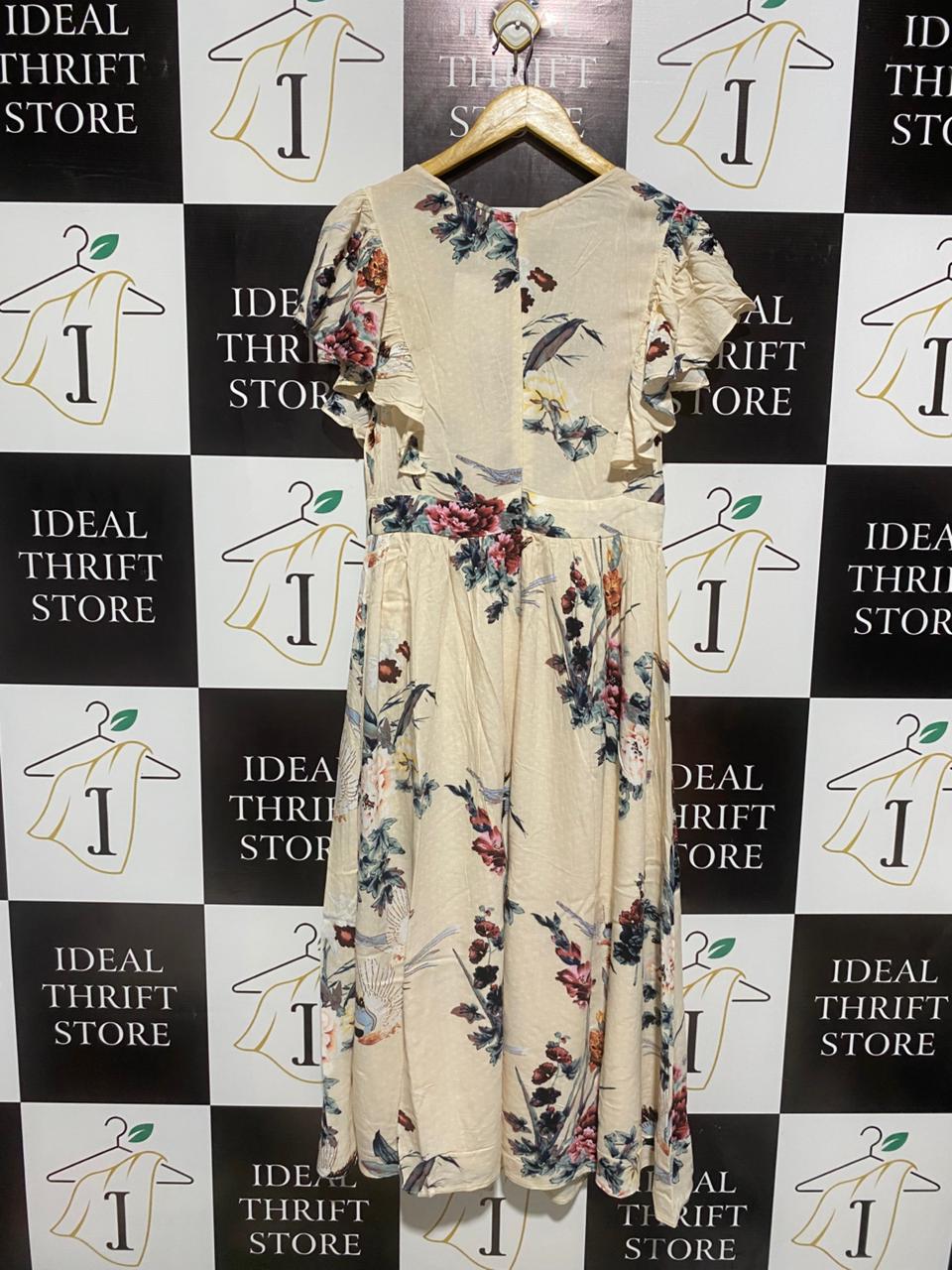 INDIKAH |M| BUST 16| C3| V-NECK TIE-FRONT MIDI DRESS