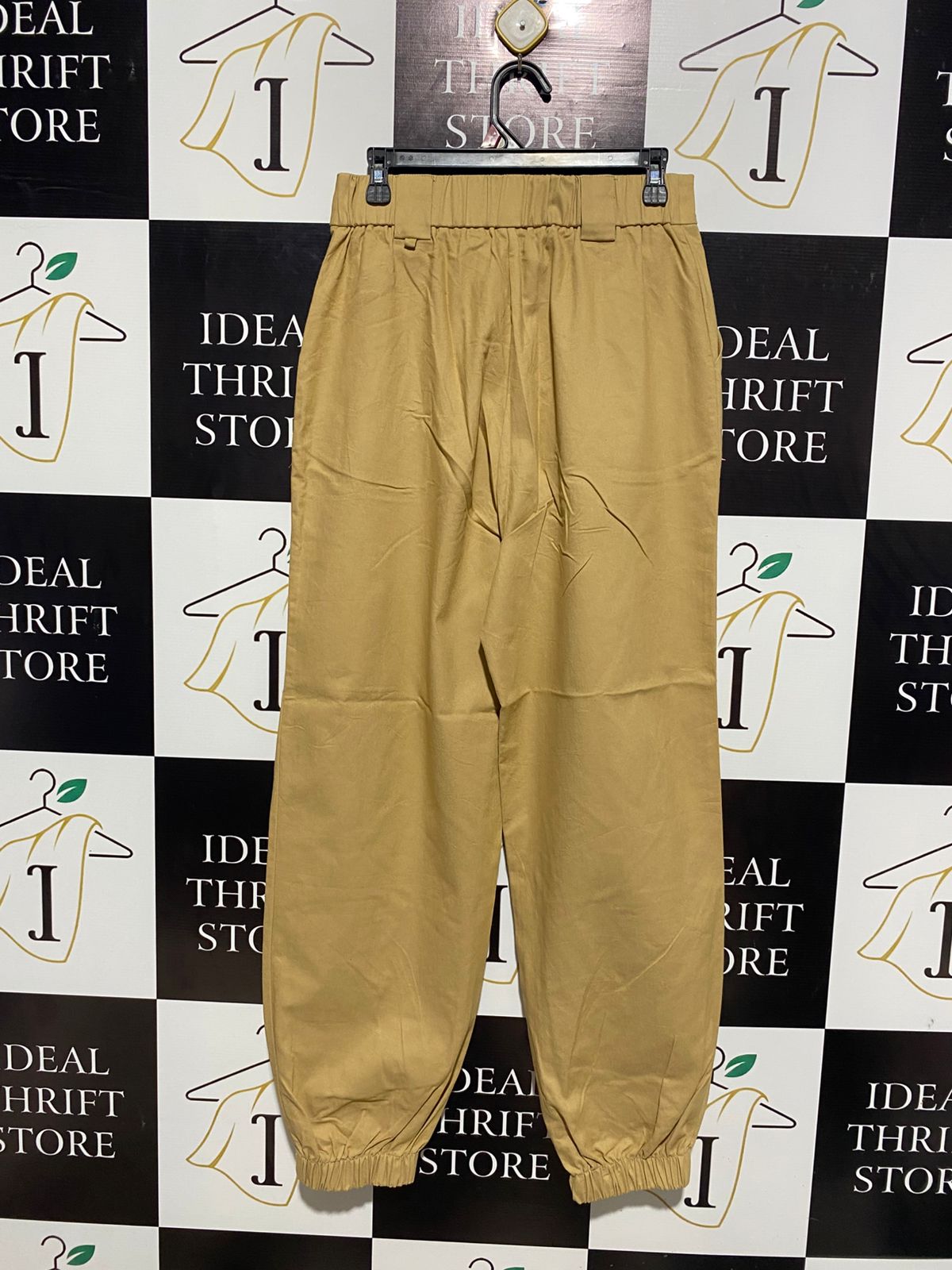 I AM GIA |M| WAIST 28| WOMEN’S TAN HIGH-WAISTED CARGO JOGGERS - ELASTIC CUFF UTILITY PANTS