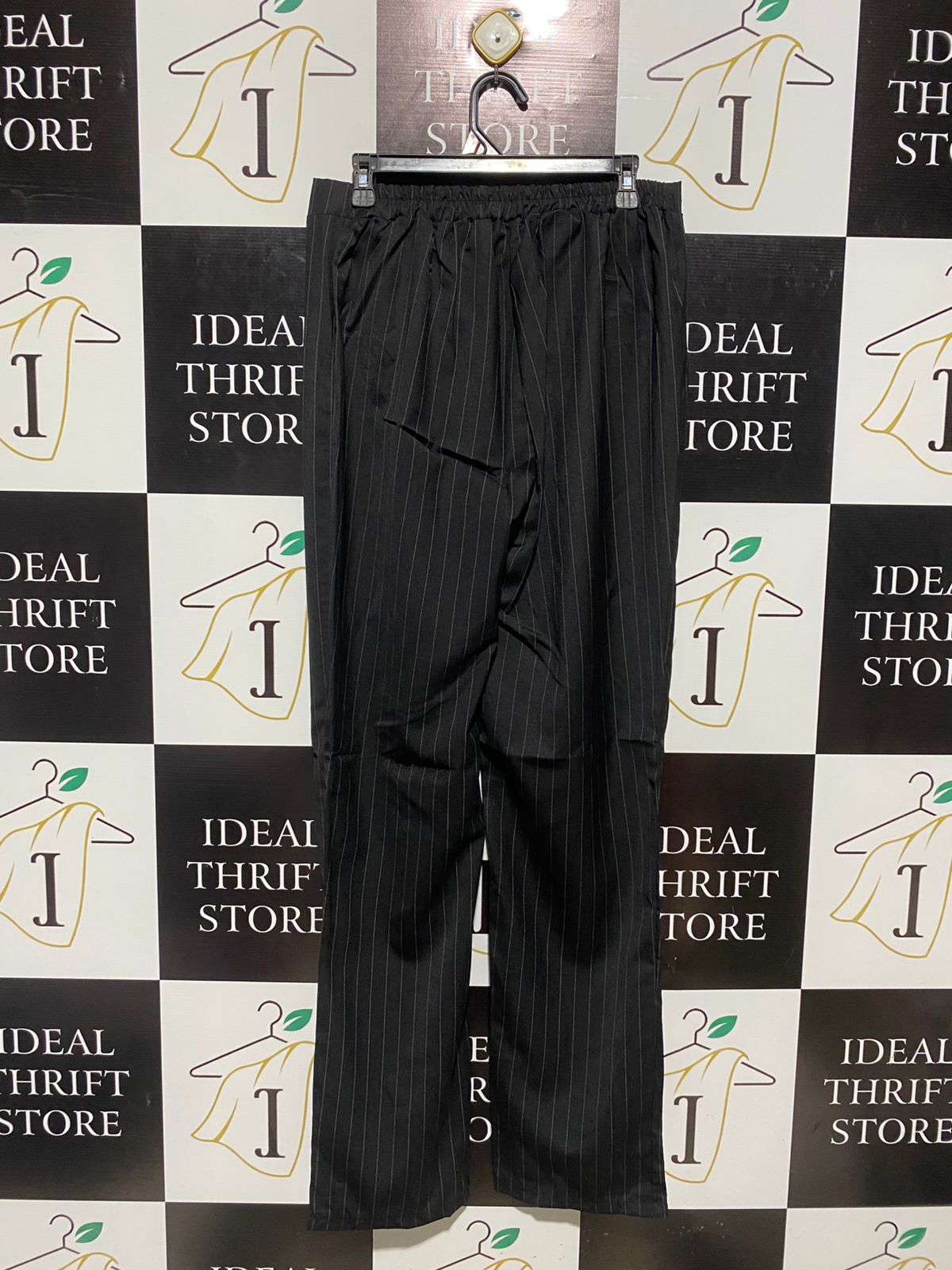 CLASSIC BLACK PINSTRIPE TROUSERS |L| WAITS 31|