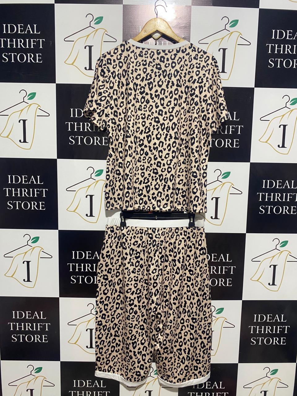 WOMEN’S TAN LEOPARD PRINT LOUNGE SET |XL|