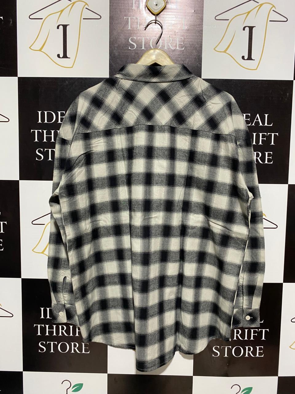 SPORT GIRL |XL| BUST 25| PREMIUM MONOCHROME PLAID FLANNEL SHIRT