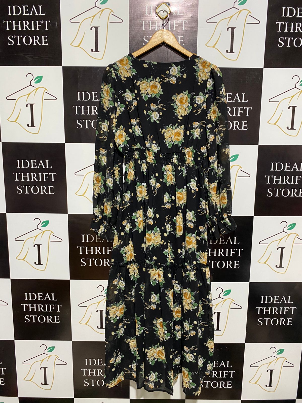 SHEIN |L| BUST 18| C3| ELEGANT BLACK FLORAL LONG-SLEEVE MAXI DRESS WITH RUFFLE DETAILS