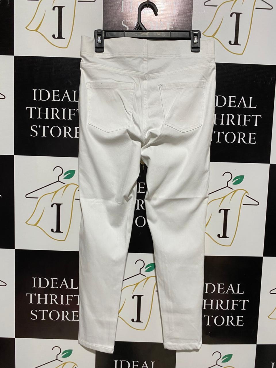 GRAE DENIM |L| WAIST 30| B11| SLEEK WHITE FORM-FITTING PANTS WITH COMFORT STRETCH AND POLISHED FINISH