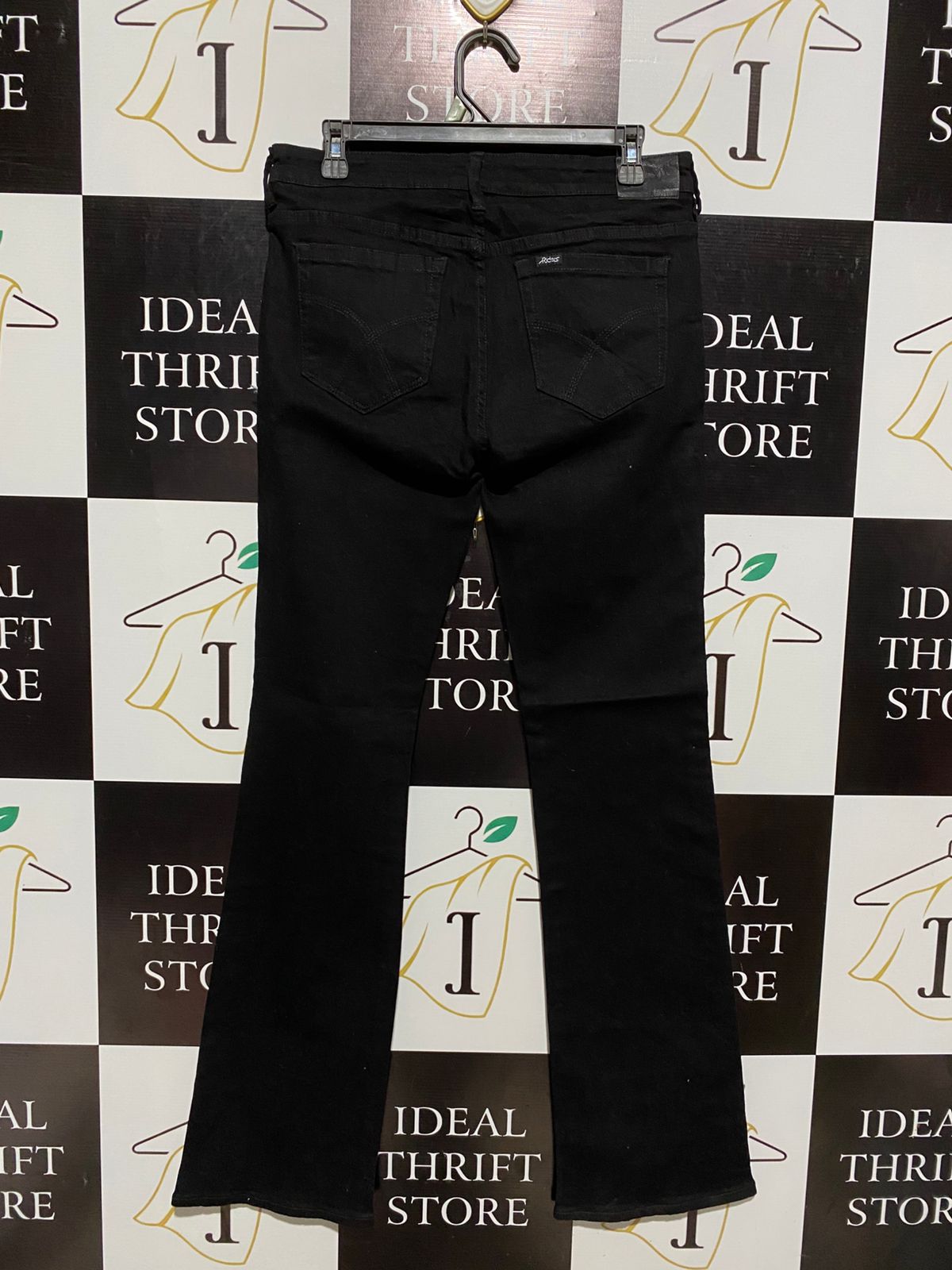 RIDERS |L| WAIST 30| STAPLE BLACK BOOTCUT JEANS FROM MNG FEATURING A CLASSIC FIVE-POCKET DESIGN AND A FLATTERING SLIGHT FLARE AT THE HEM