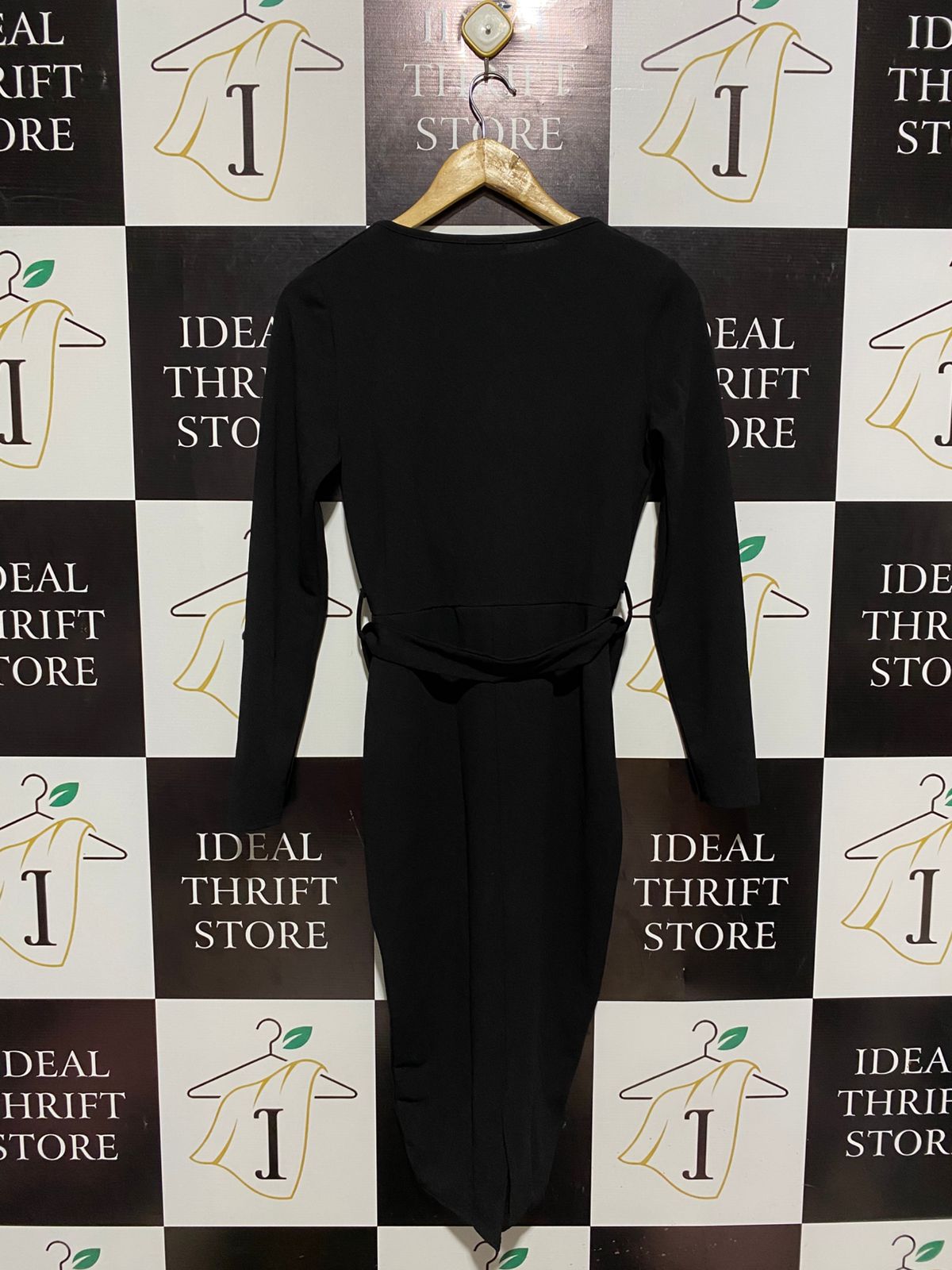 BOOHOO |M| BUST 16| SOPHISTICATED BLACK MILITARY-STYLE MIDI DRESS
