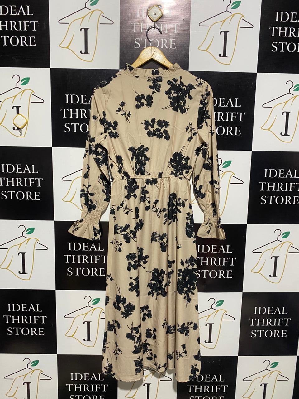 SHEIN |S| BUST 17| C6| VINTAGE-INSPIRED FLORAL MAXI DRESS